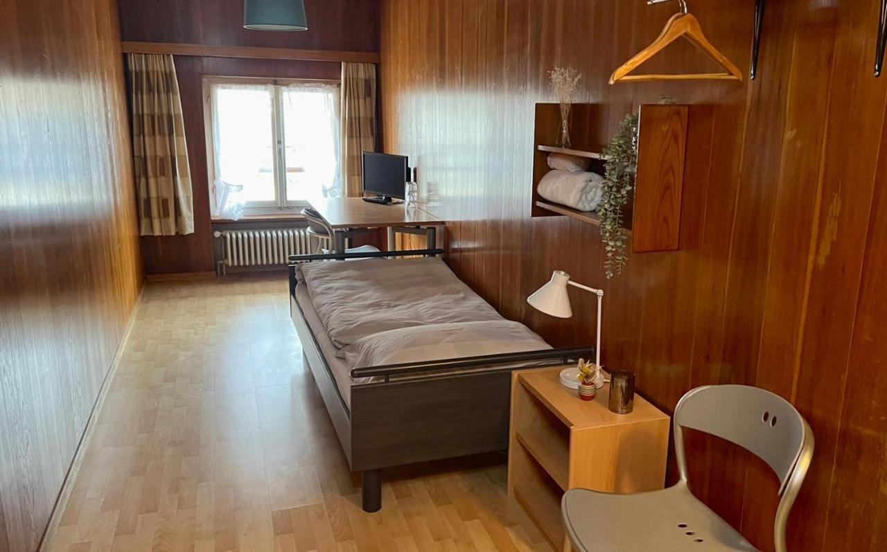 Hotel Jaeger Murten Quarto foto